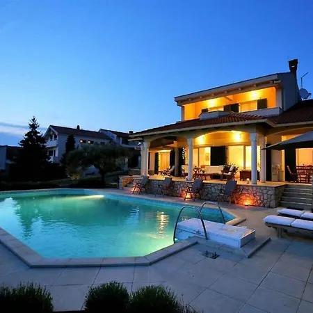 Vila Magnificent Clara With Big Pool Zadar