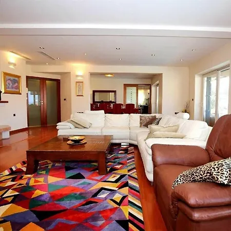 Vila Magnificent Clara With Big Pool Zadar